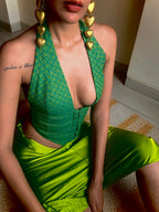 Aaila! Halter Top | Butas