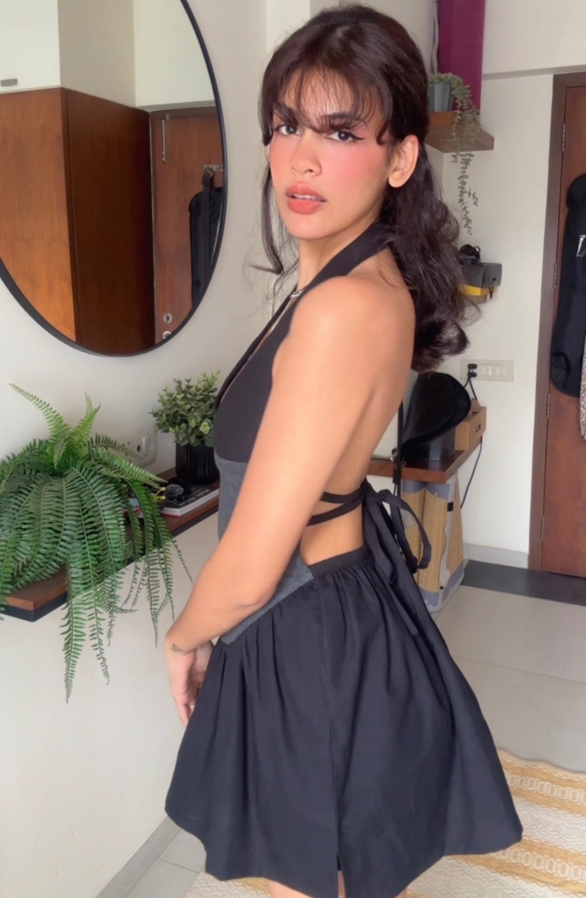 Pairipona Backless Mini