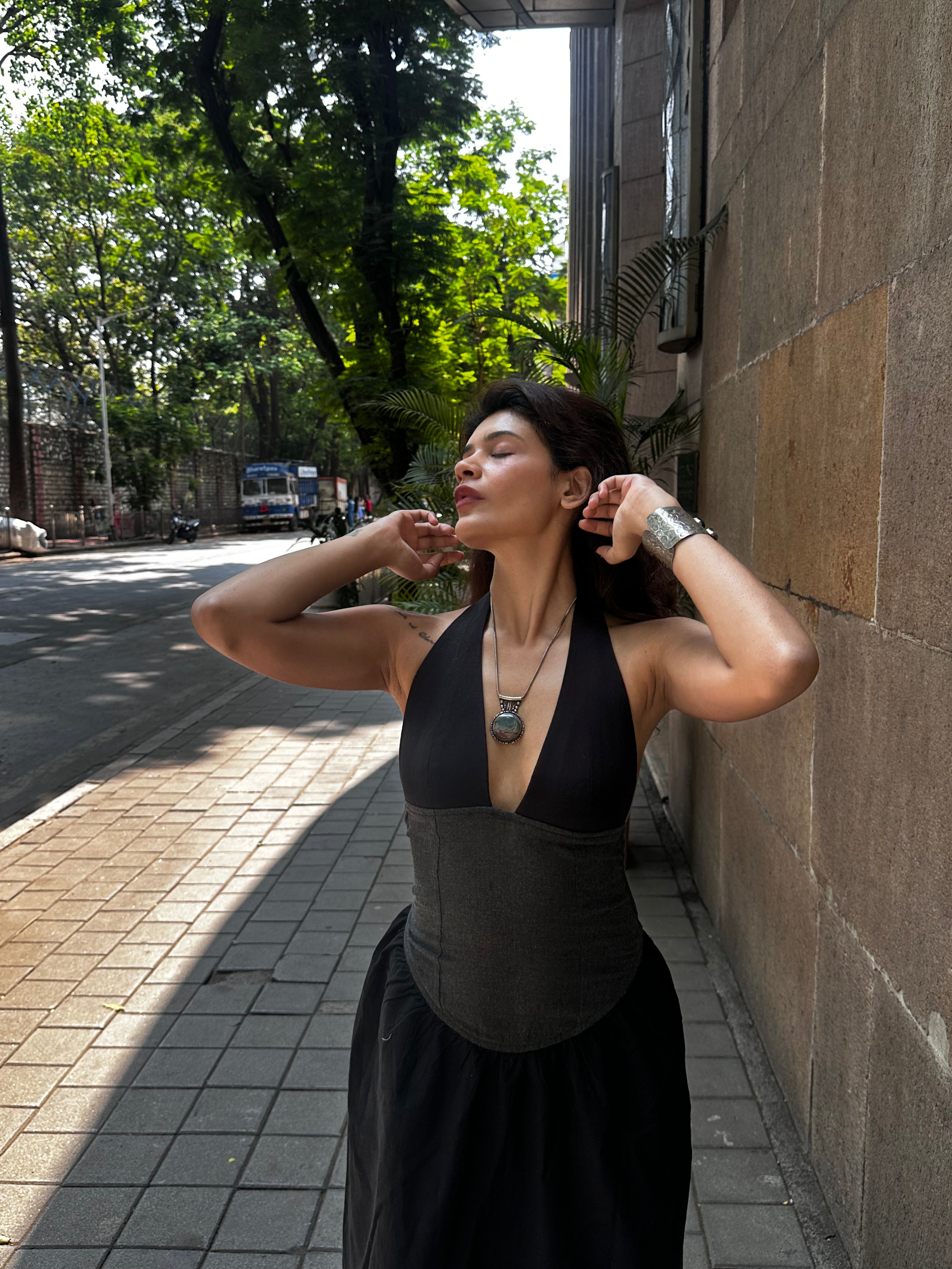 Pairipona Backless Maxi